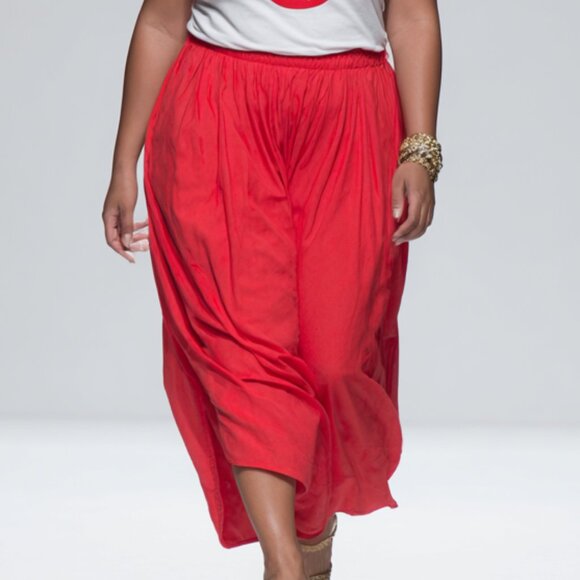 One Skirt - TWO LOOKS -- Plus size red Maxi skirt. No pockets. Elastic waistband - Picture 5 of 11